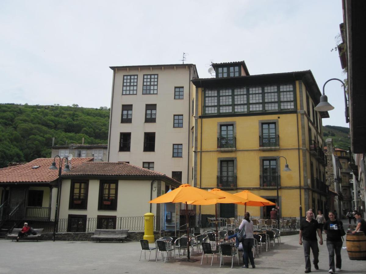 La Refierta Leilighet Cangas De Narcea Eksteriør bilde